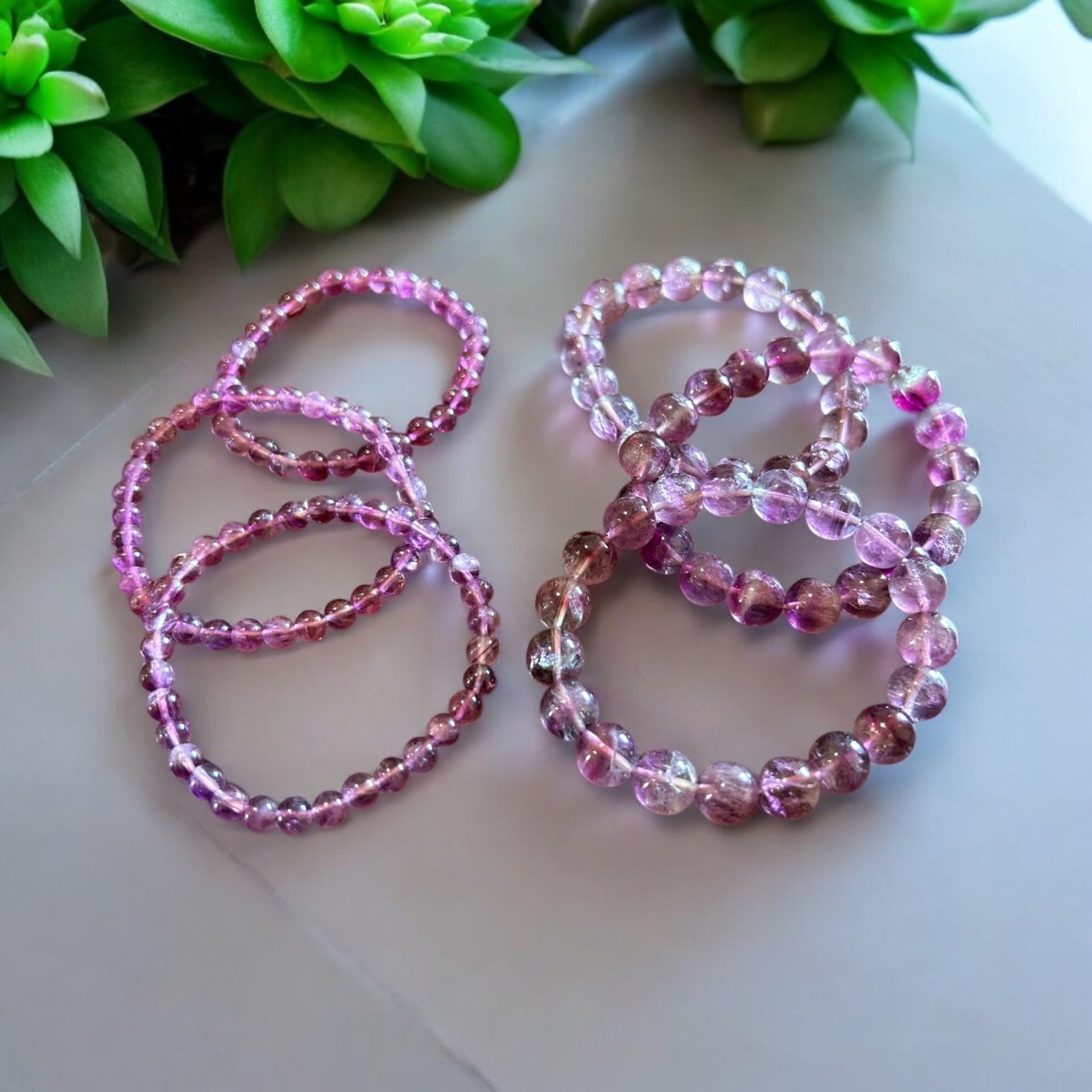 Bracelets en perles roses