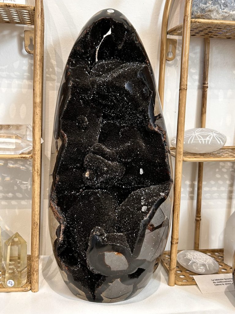 Pierre précieuse noire brillante